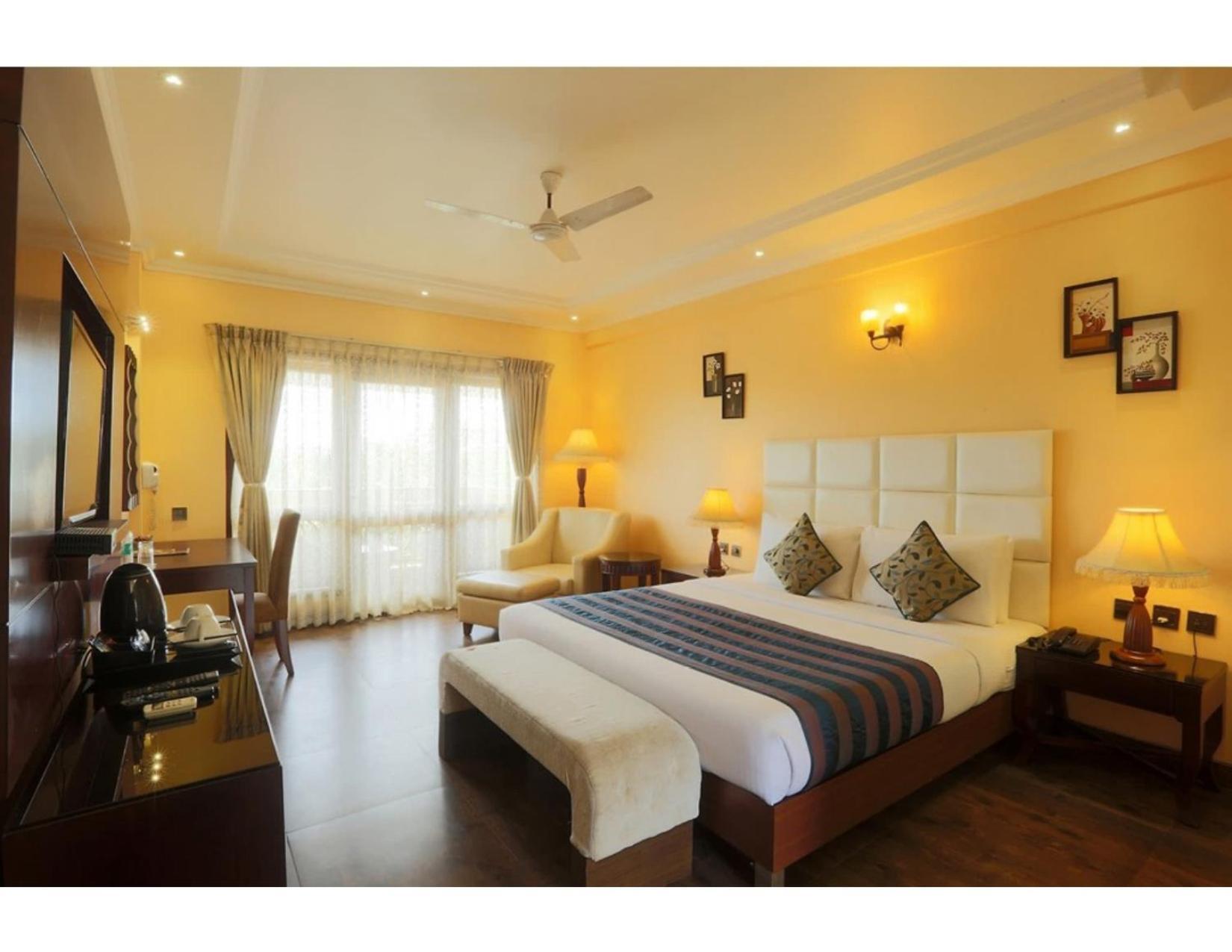 Hotel Silky Palace Near Igi Airportt นิวเดลี ภายนอก รูปภาพ