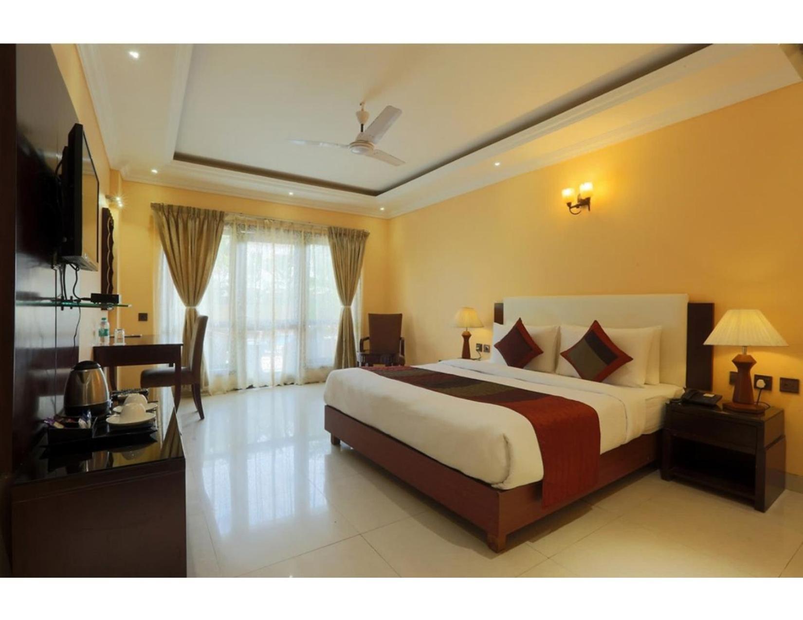 Hotel Silky Palace Near Igi Airportt นิวเดลี ภายนอก รูปภาพ